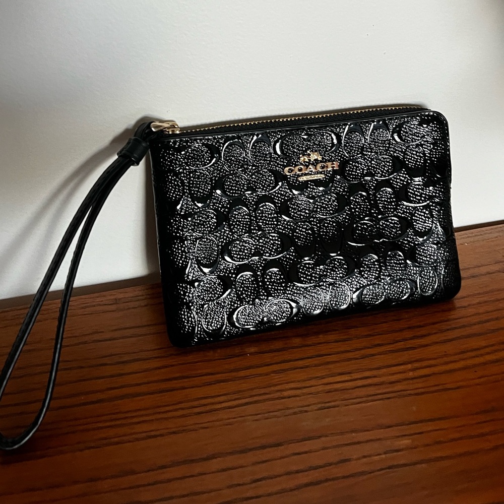 Vintage coach wristlet